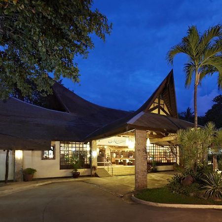 Batangas Matabungkay Beach Hotel מראה חיצוני תמונה